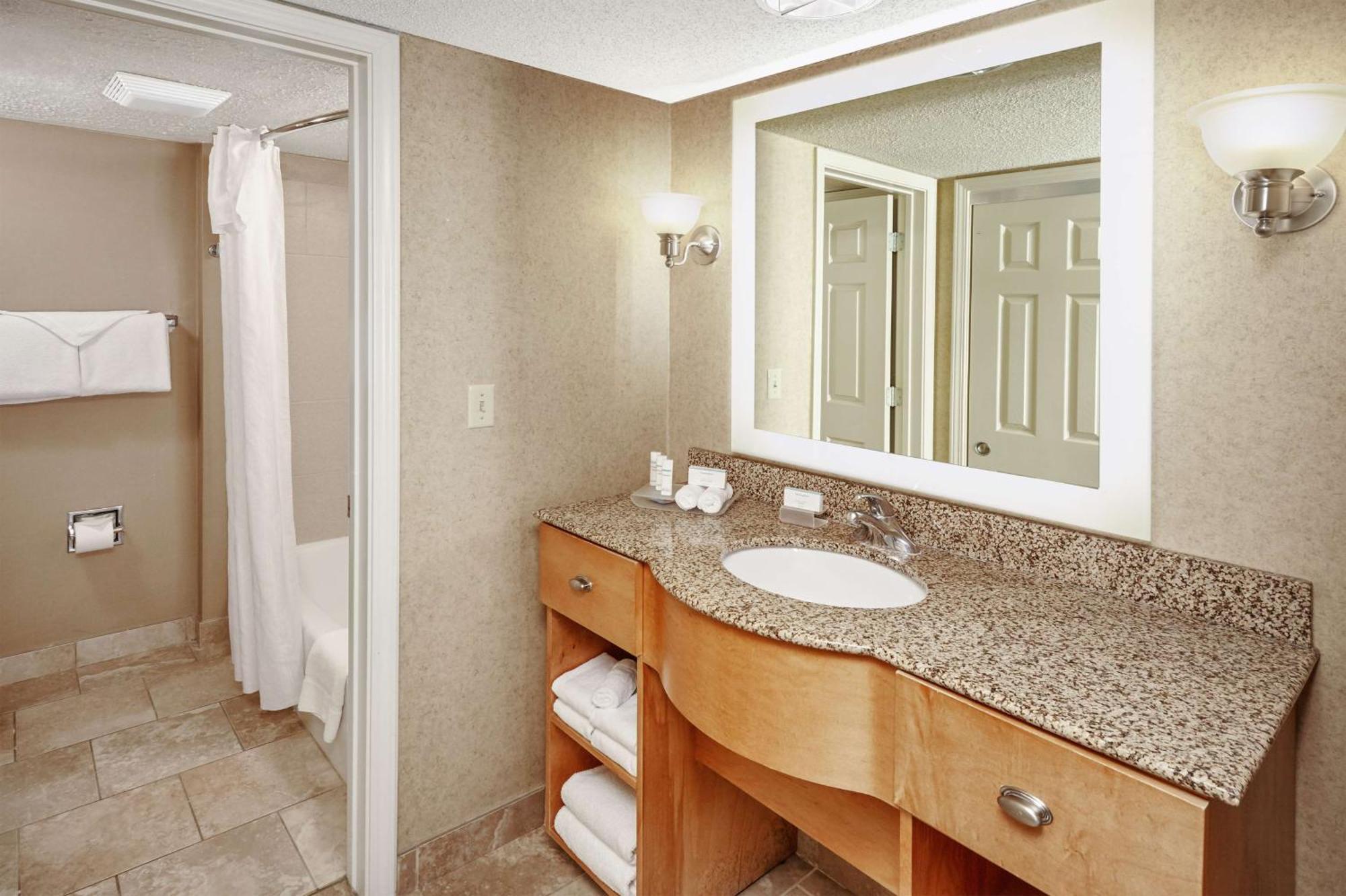 Homewood Suites By Hilton Indianapolis At The Crossing Kültér fotó
